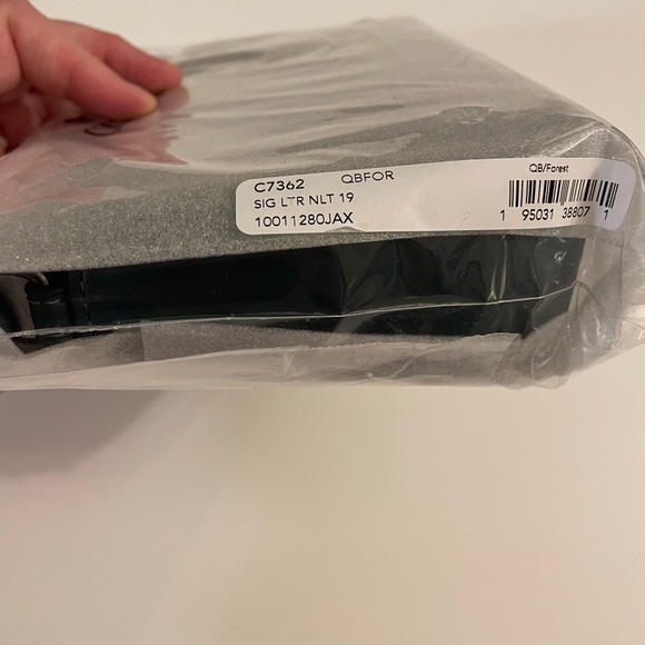 🆕💚💚Coach Nolita 19 Wristlet In Signature Leather💚💚 - Picture 8 of 8